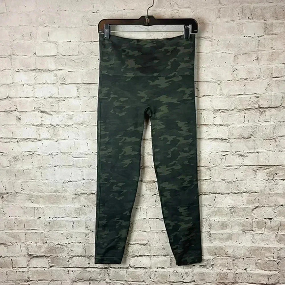 Spanx Women's Large Look At Me Now Seamless Leggings Camo Green Camouflage L Lg - Picture 2 of 9